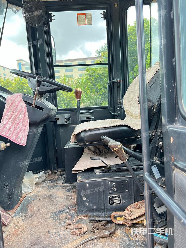 驾驶室工作台（整机外观及大件）