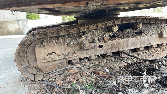 单侧履带整体（整机外观）