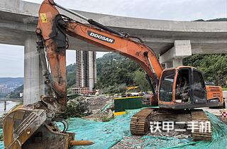四川-巴中市二手斗山DX220LC-9C挖掘机实拍照片
