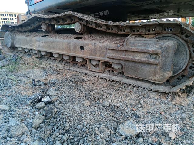 右側(cè)履帶整體（行走機(jī)構(gòu)）