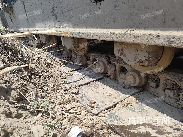 单侧履带整体（整机外观）