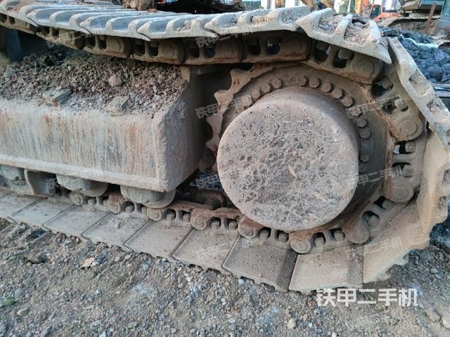 左驅(qū)動(dòng)輪（行走機(jī)構(gòu)）