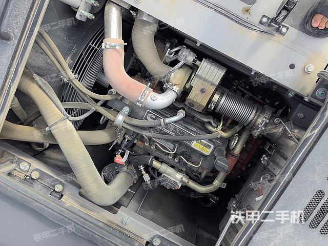 发动机整体俯视（整机外观）