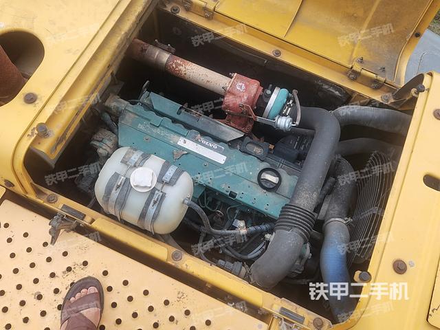 发动机整体俯视（整机外观）