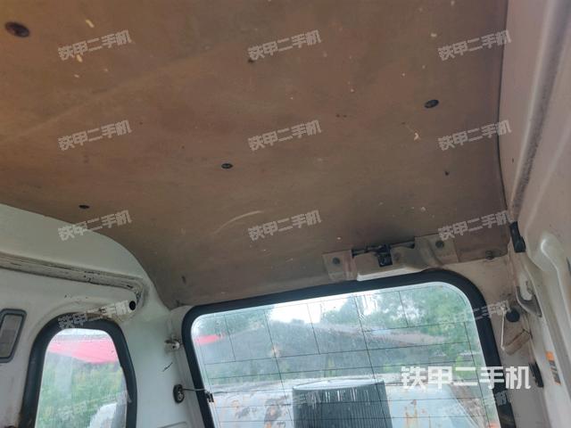 頂棚整體（駕駛室部分）