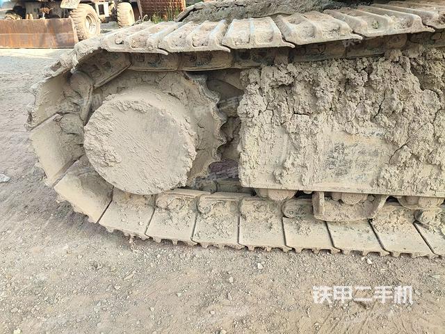 单侧履带整体（整机外观）