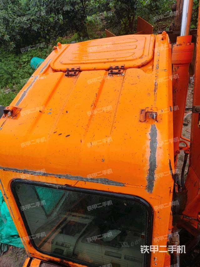 駕駛室頂部俯視（上車部件）