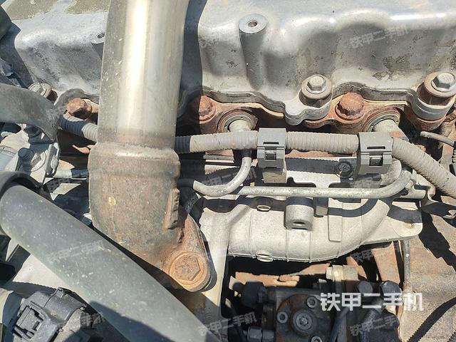 发动机整体俯视（整机外观）