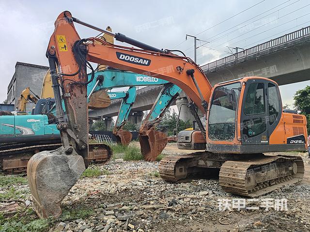 斗山DX130-9CN挖掘机