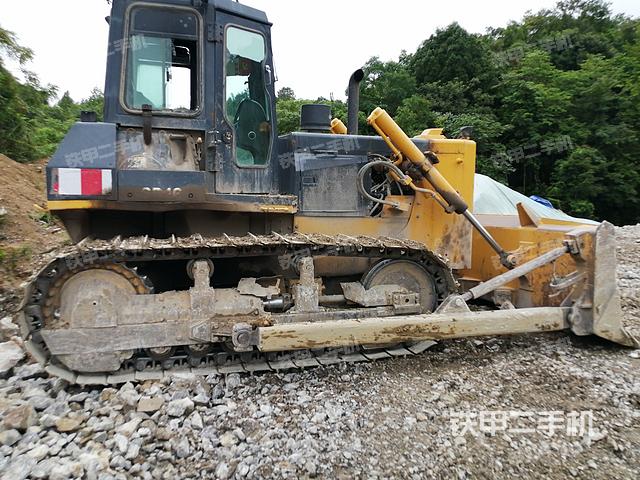 整机右侧（设备外观及核心部件）