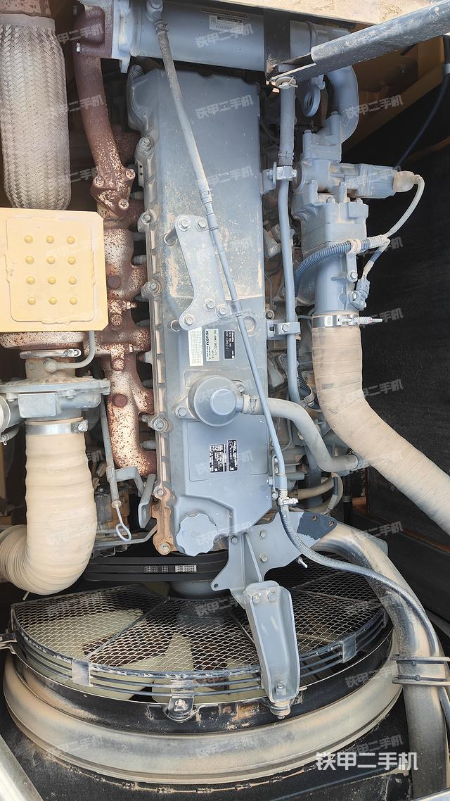 发动机整体俯视（整机外观）