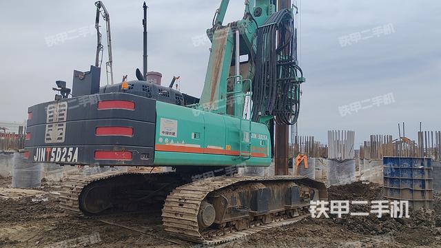 整机右侧（设备外观及核心部件）