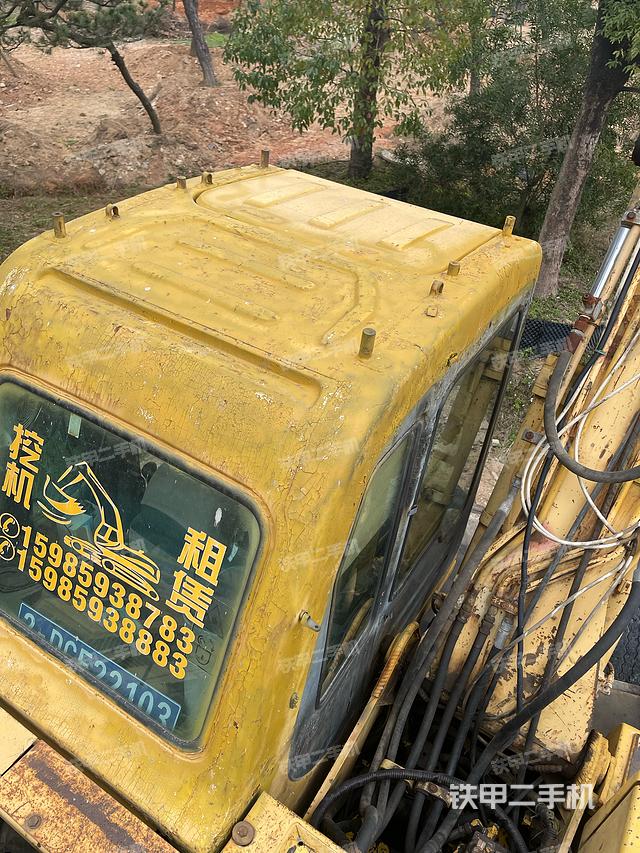 驾驶室顶部（整机外观）