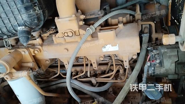 发动机左侧（整机外观及大件）