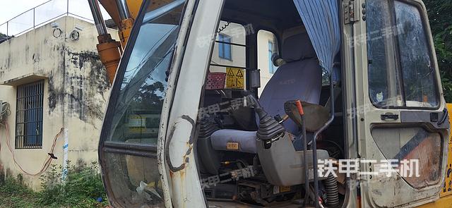 驾驶室整体（整机外观）