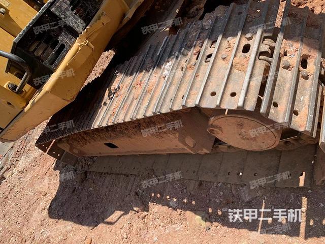 单侧履带整体（整机外观）