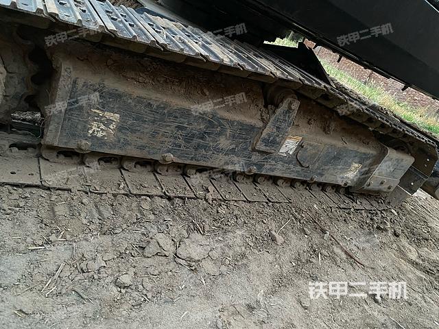 单侧履带整体（整机外观）