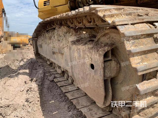 单侧履带整体（整机外观）