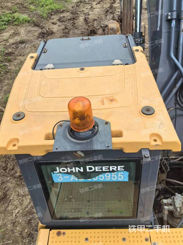 駕駛室頂部俯視（上車部件）