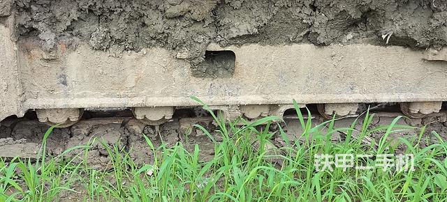 单侧履带整体（整机外观）