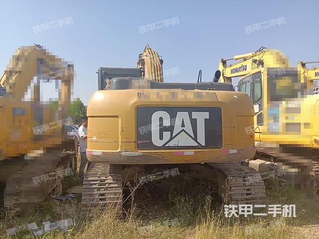 驾驶室顶部（整机外观）