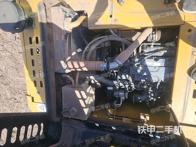 发动机整体俯视（整机外观）