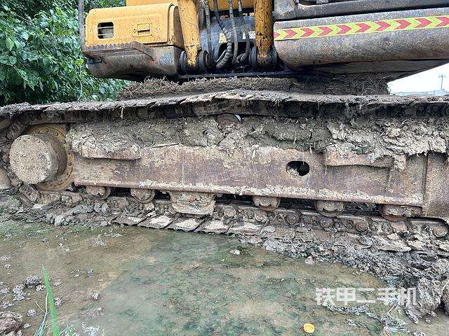 单侧履带整体（整机外观）