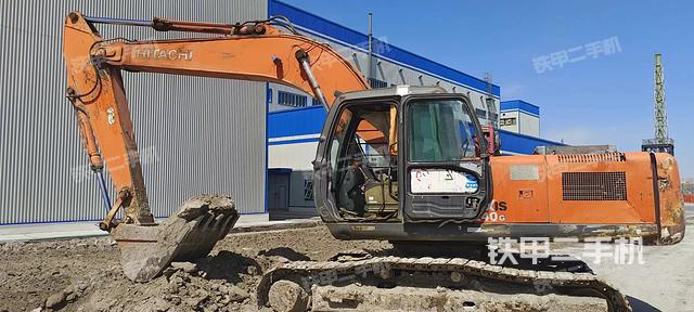 驾驶室整体（整机外观）