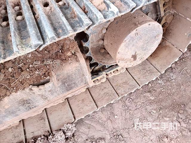 单侧履带整体（整机外观）