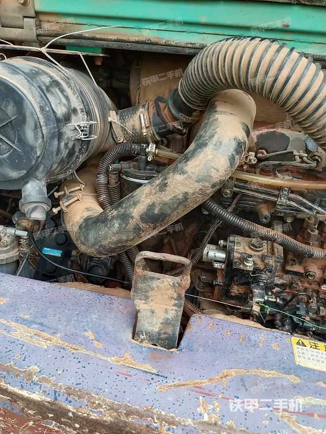 发动机整体俯视（整机外观）