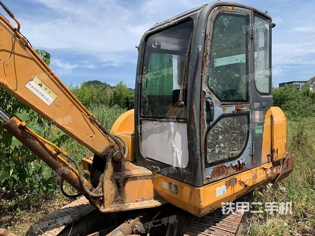 雷沃重工FR60挖掘机