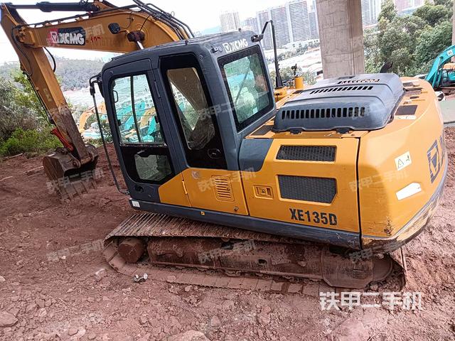 整机右后45°（整机外观）