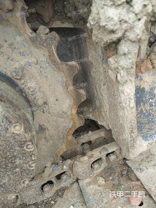 单侧履带整体（整机外观）