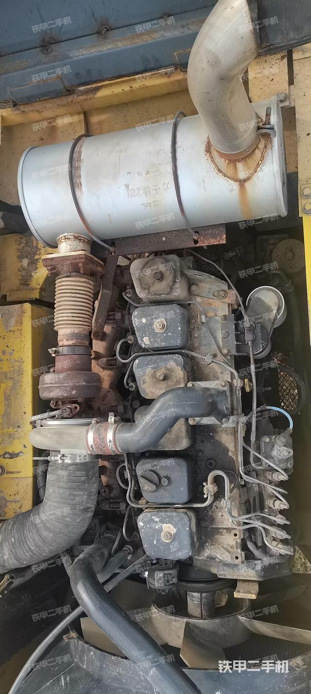 发动机整体俯视（整机外观）