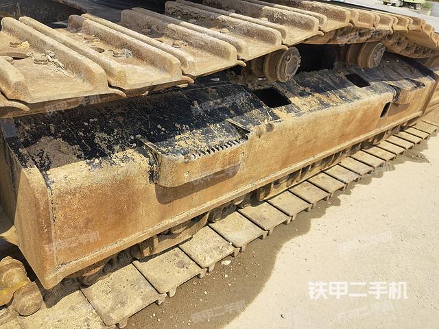 单侧履带整体（整机外观）