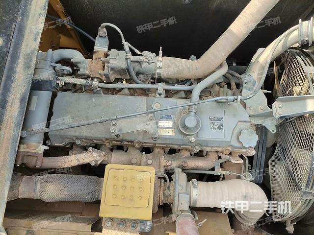 发动机整体俯视（整机外观）