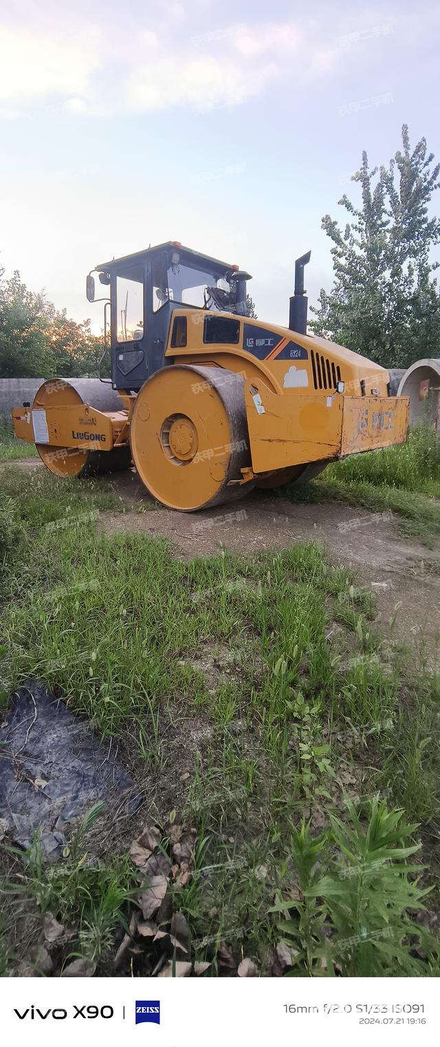 整机左侧（设备外观及核心部件）