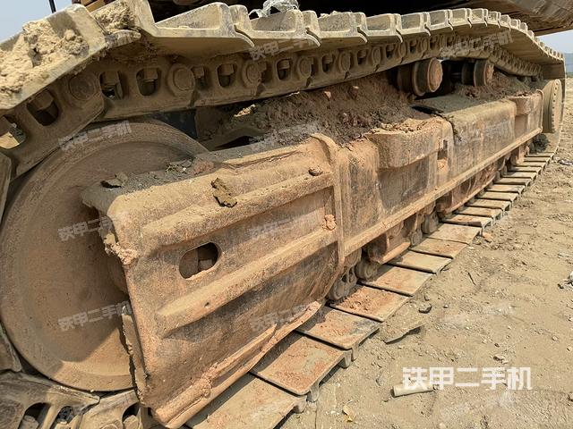 单侧履带整体（整机外观）