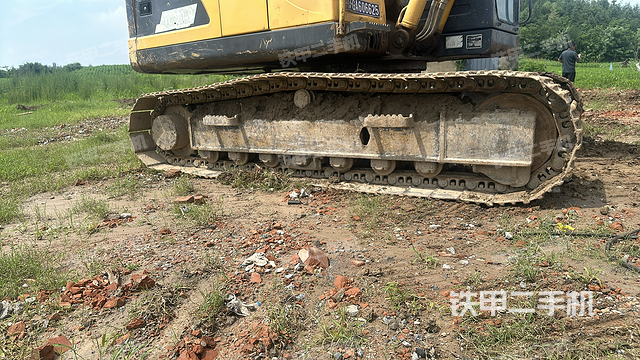 单侧履带整体（整机外观）