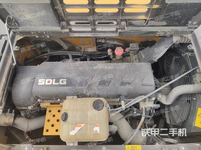 发动机整体俯视（整机外观）