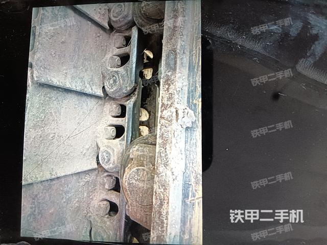 单侧履带整体（整机外观）