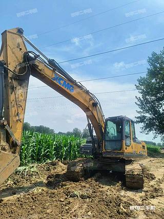 驻马店市出售 徐工 XE215D 挖掘机