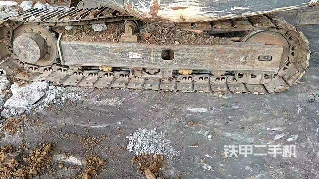 单侧履带整体（整机外观）