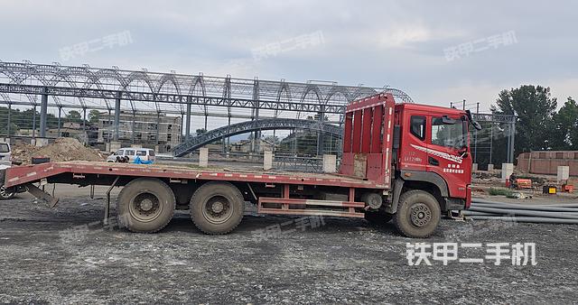 整机右侧（设备外观及核心部件）