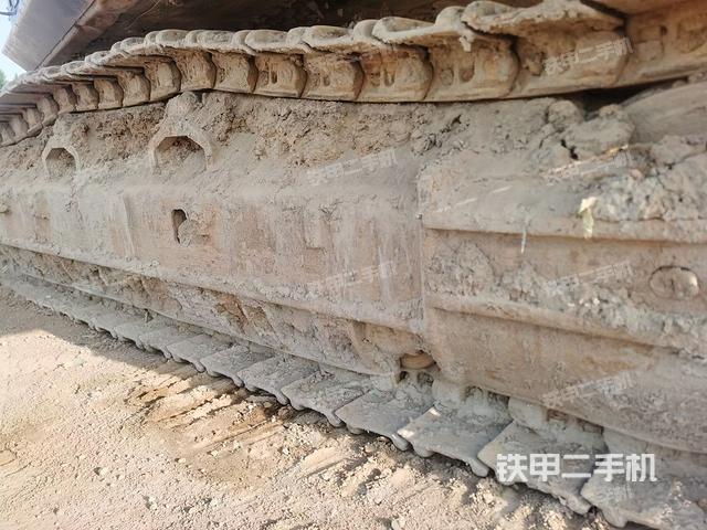 单侧履带整体（整机外观）