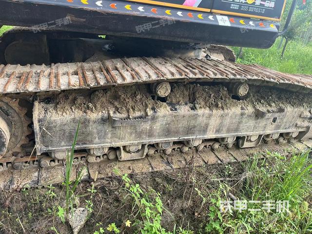 单侧履带整体（整机外观）