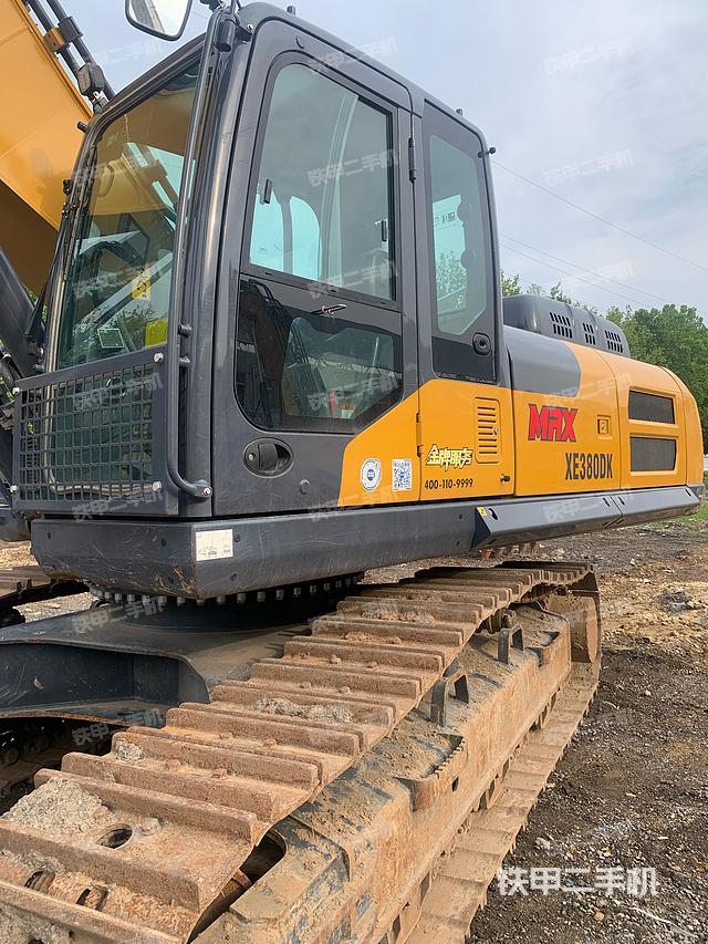 驾驶室整体（整机外观）