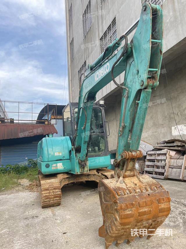 单侧履带整体（整机外观）