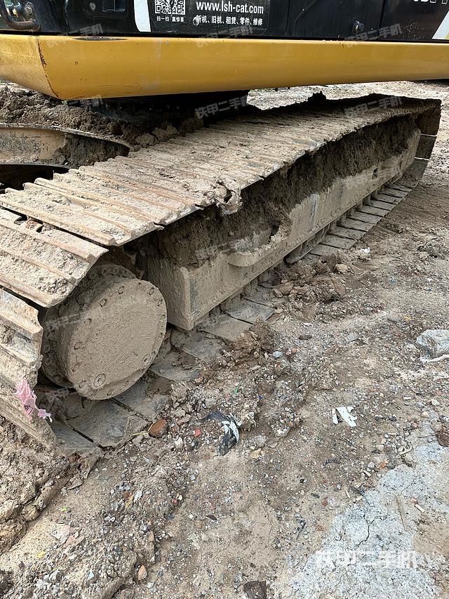 单侧履带整体（整机外观）