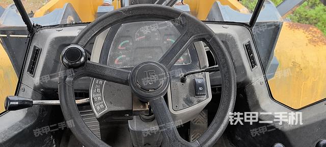 驾驶室操作台（整机外观及大件）